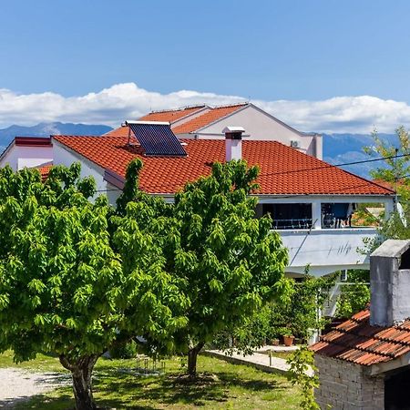Apartments With A Parking Space Nin, Zadar - 10414 Exterior photo